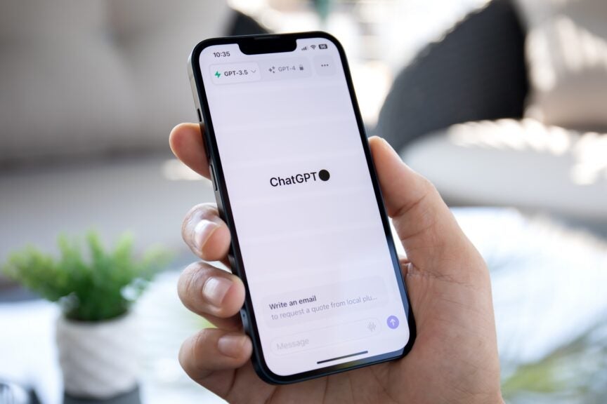 Apple Inches Closer To Choosing Sam Altman-Led OpenAI To Integrate ChatGPT On iPhones: Report – Alphabet – Benzinga