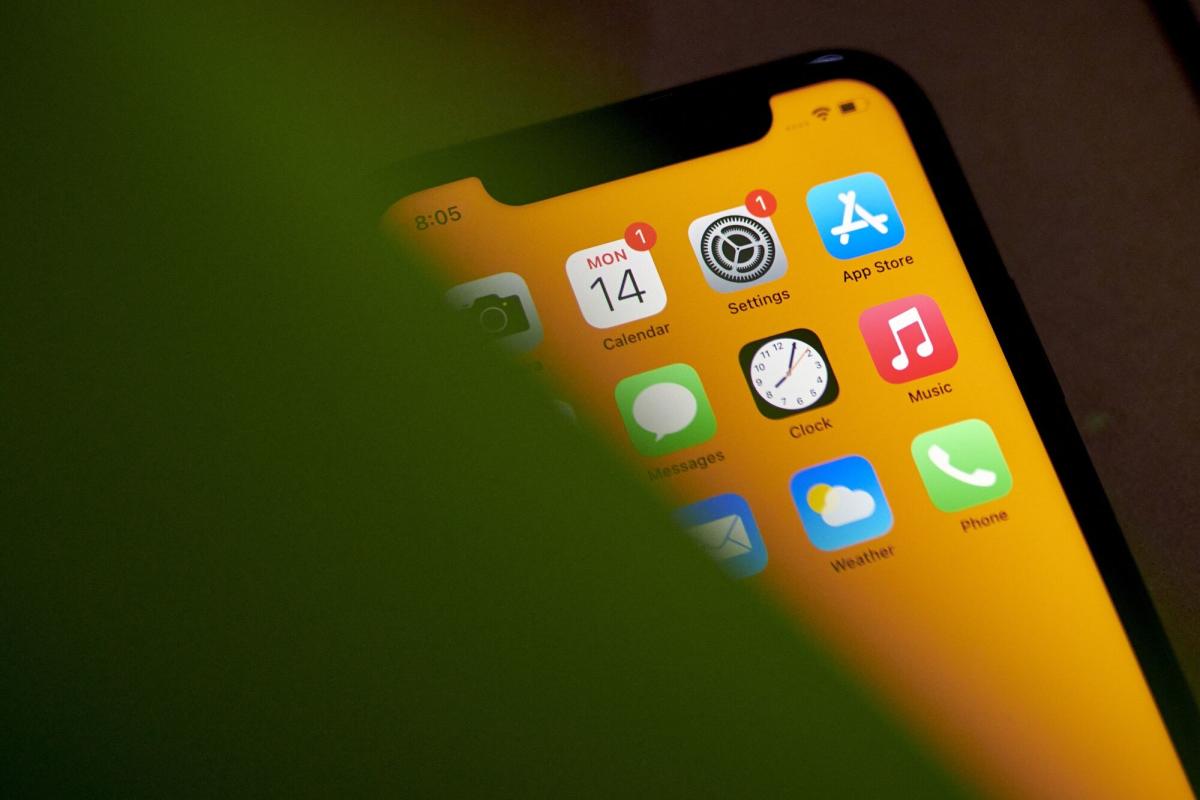 Apple Says No Major App Developers Accept New Outside Payments – Yahoo Finance