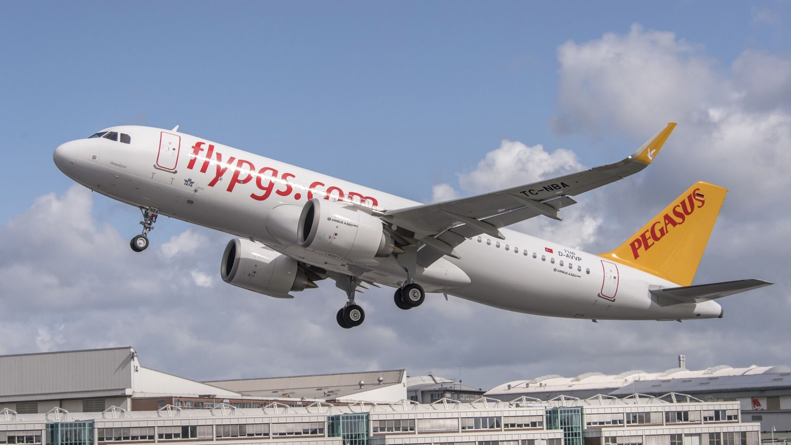 Scots Can Bag £1 Flights To Istanbul With Edinburgh's Newest Airline - Simple Flying