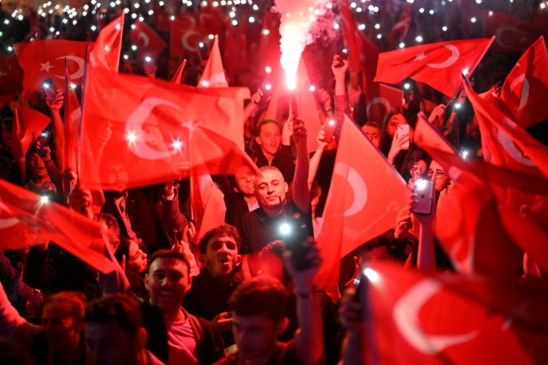 Winning Turkey: Erdogan concedes defeat in Turkey local polls - RTL Today