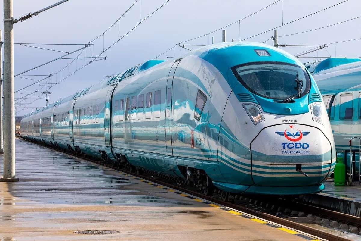 New High-Speed Railway Line between Ankara and Istanbul