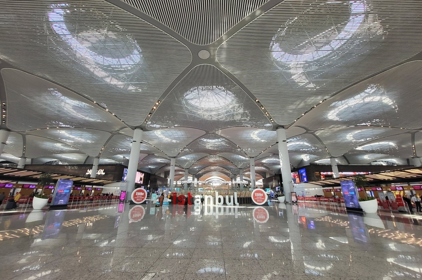 Istanbul Airport recognized as Europe's best air hub | Daily Sabah - Daily Sabah